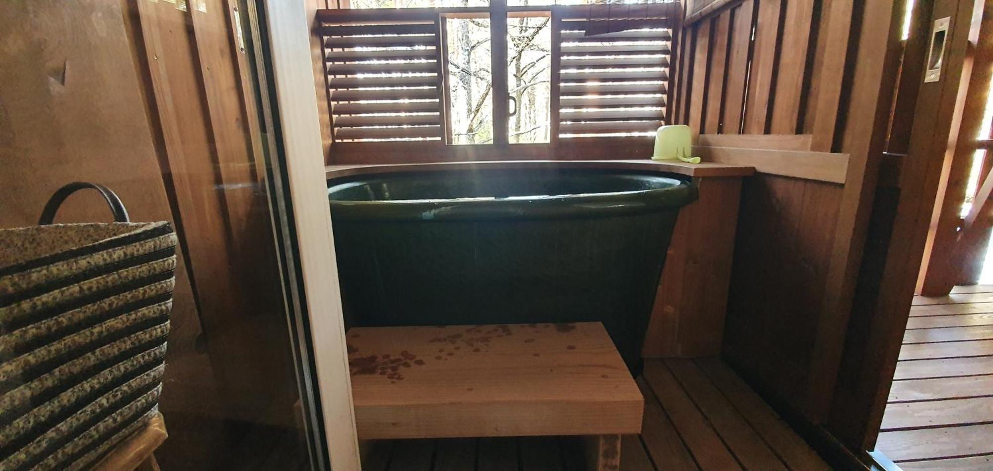 Snowhere Ski Lodge Hakuba Eksteriør billede